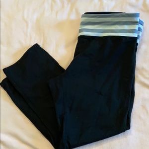 Gap fit capris
